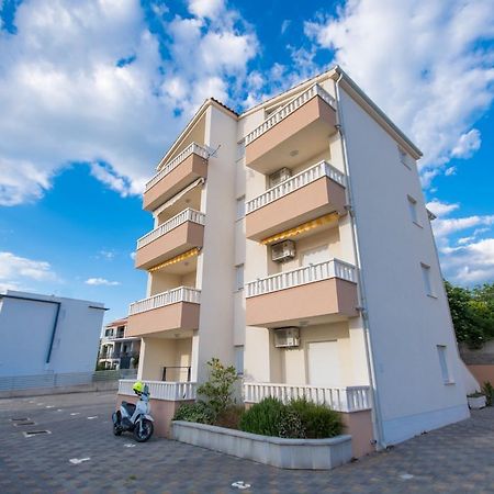 Apartment Angie Trogir Exterior photo